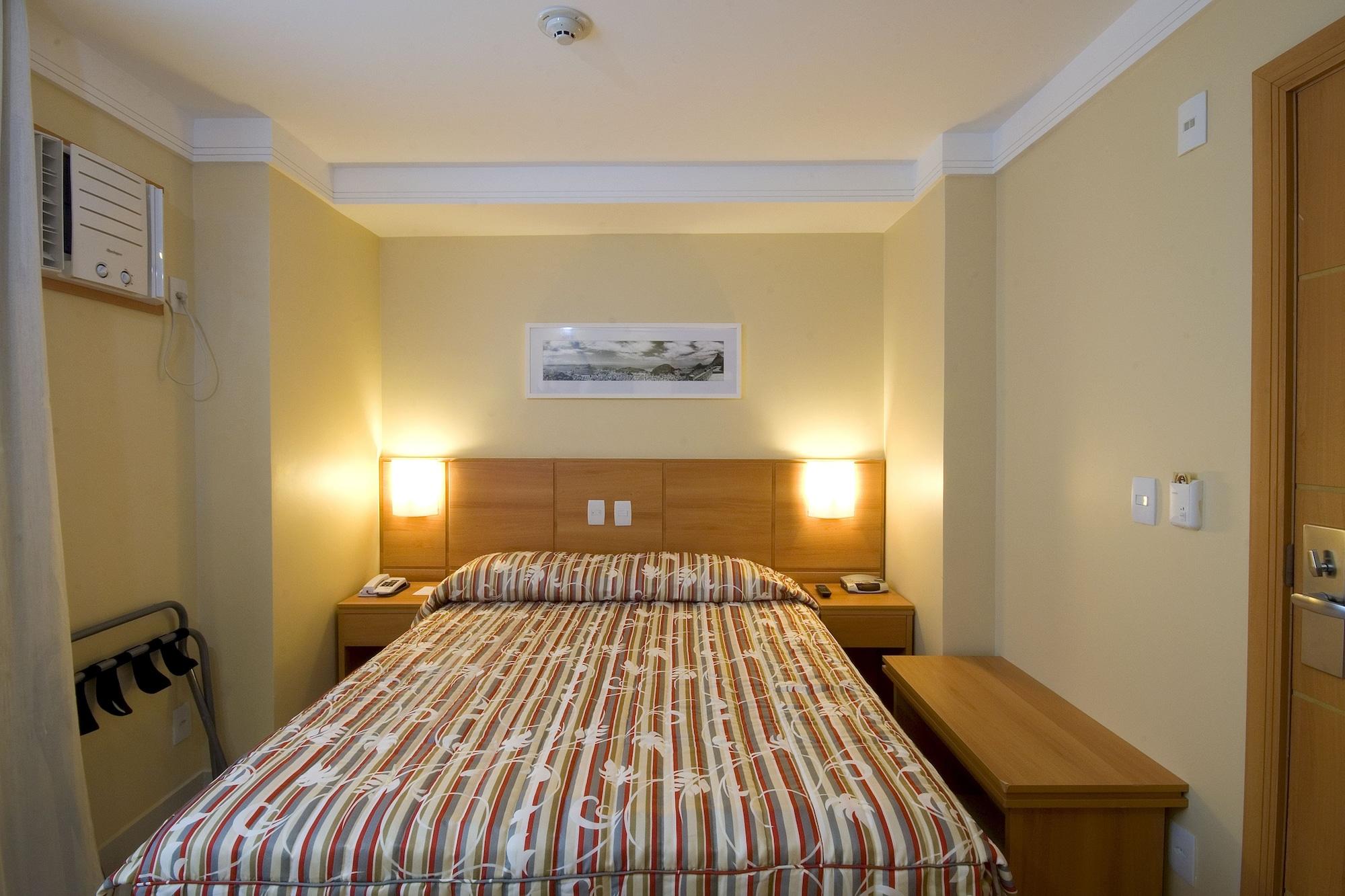 ריו דה ז'ניירו Hotel Atlantico Business Centro מראה חיצוני תמונה A room at the hotel
